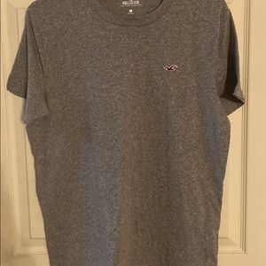 MENS HOLLISTER T-SHIRT SIZE S